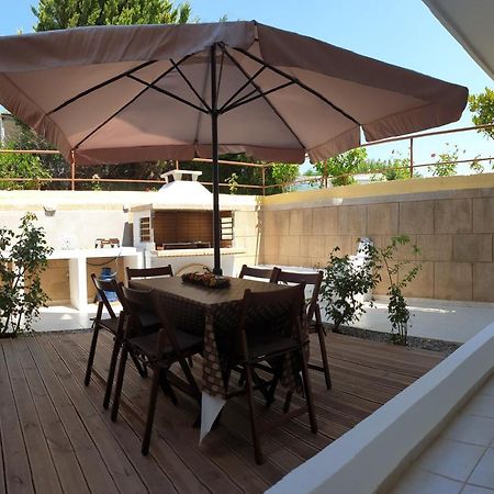Sea Breeze Villa Haraki Exterior photo