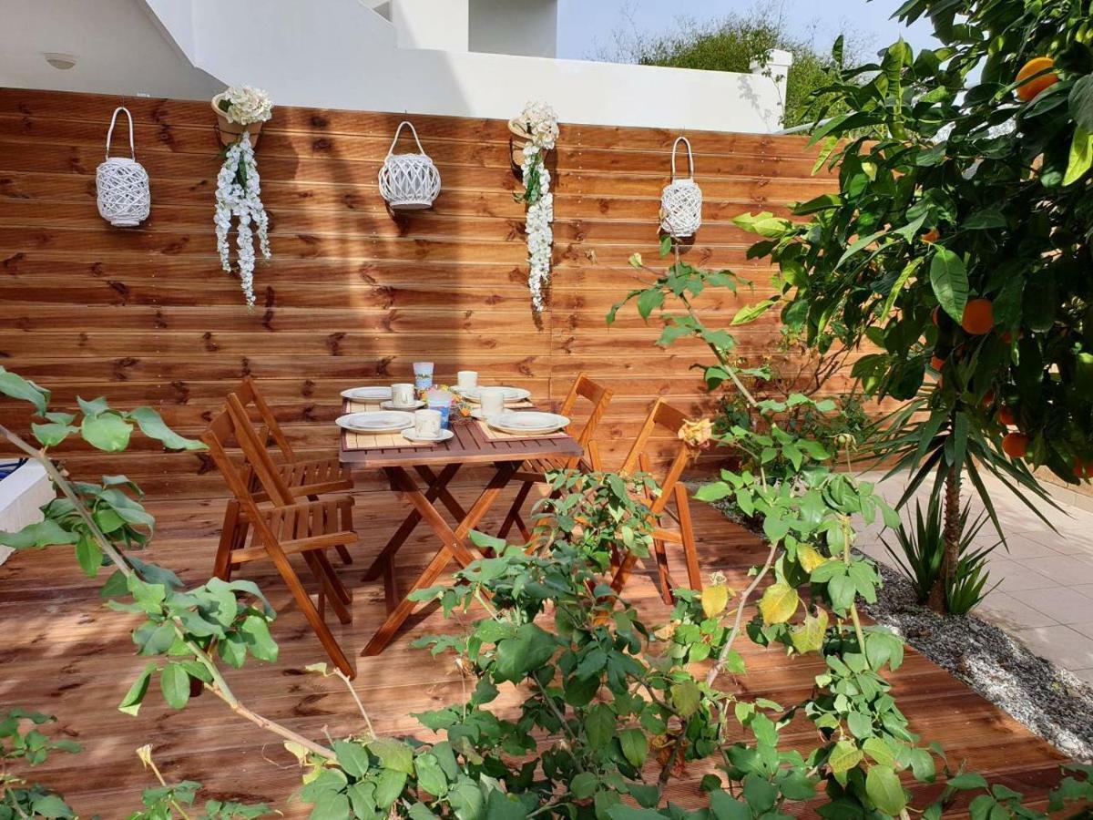 Sea Breeze Villa Haraki Exterior photo